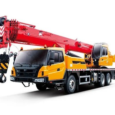 معدات بناء رافعات الشاحنات المتنقلة بطاقة 25 طن مع سعة خزان الوقود 400-500L