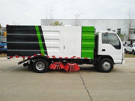 شاحنات ISUZU للأغراض الخاصة شاحنة 3cbm لتنظيف الطرق آلة تنظيف الشوارع المصغرة