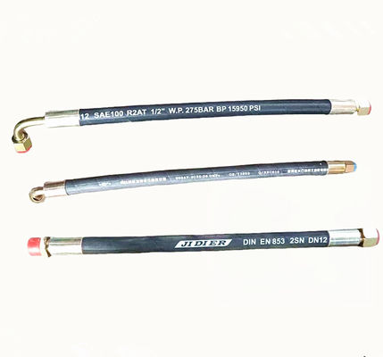 شاحنة ذات قوة 330 حصان من طراز يورو 3 ذات غرض خاص بسعة 6000L + 2000L وخيارات محرك مخصصة