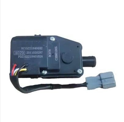 شاحنة الجرار الثقيلة ذات قاعدة عجلات 500 مم 600L + 300L سعة الوقود و 7ton / 9ton سعة المحور الأمامي